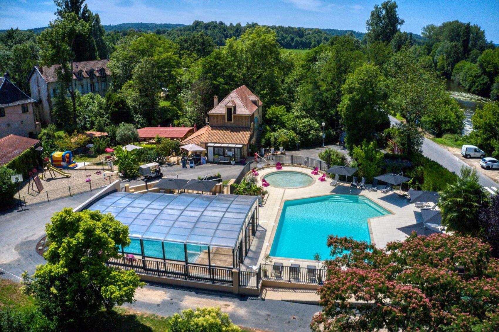 Le Moulin Du Bleufond Hotel Montignac-Lascaux Bagian luar foto